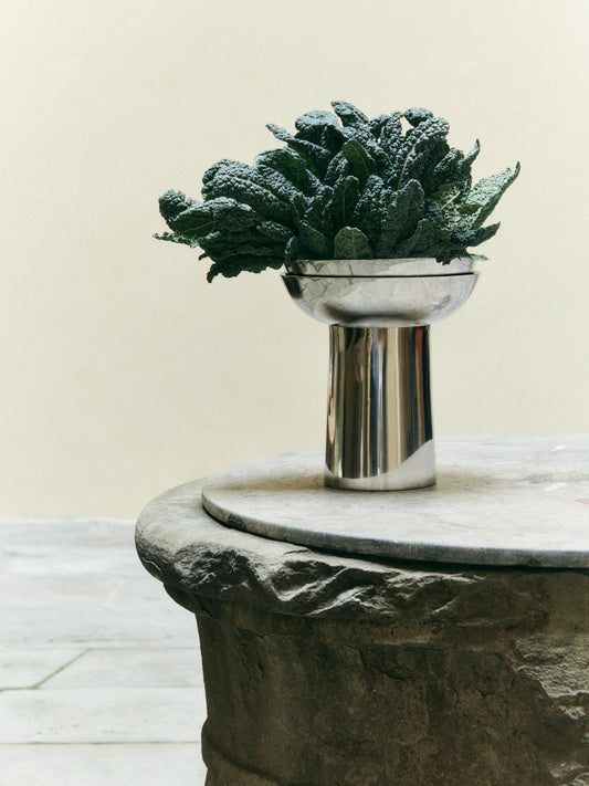 FOUNTAIN VASE 02 - LOUISE ROE -
