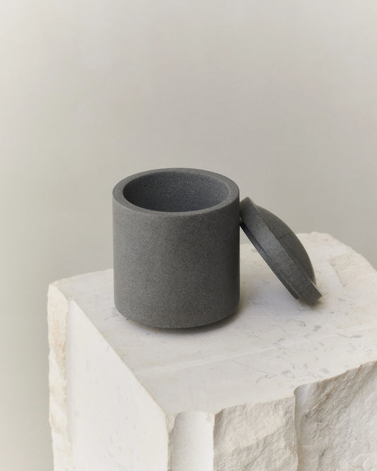 GALLERY OBJECT JAR 01 - LOUISE ROE - BLACK BASALT