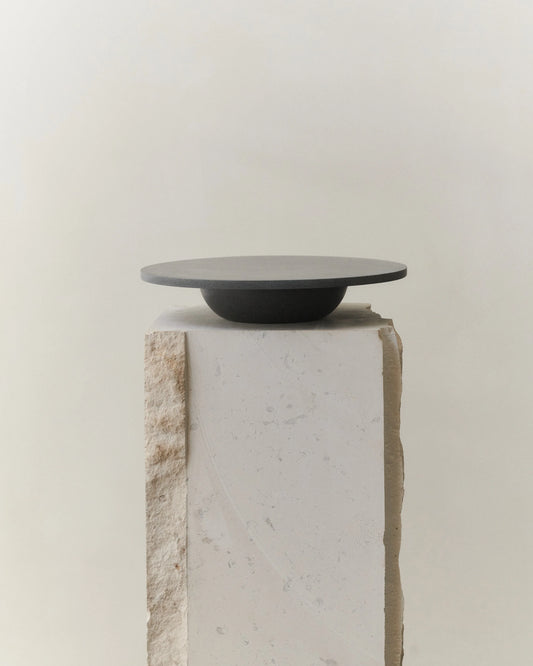 GALLERY OBJECT CAKE DISPLAY 08 - LOUISE ROE - BLACK BASALT