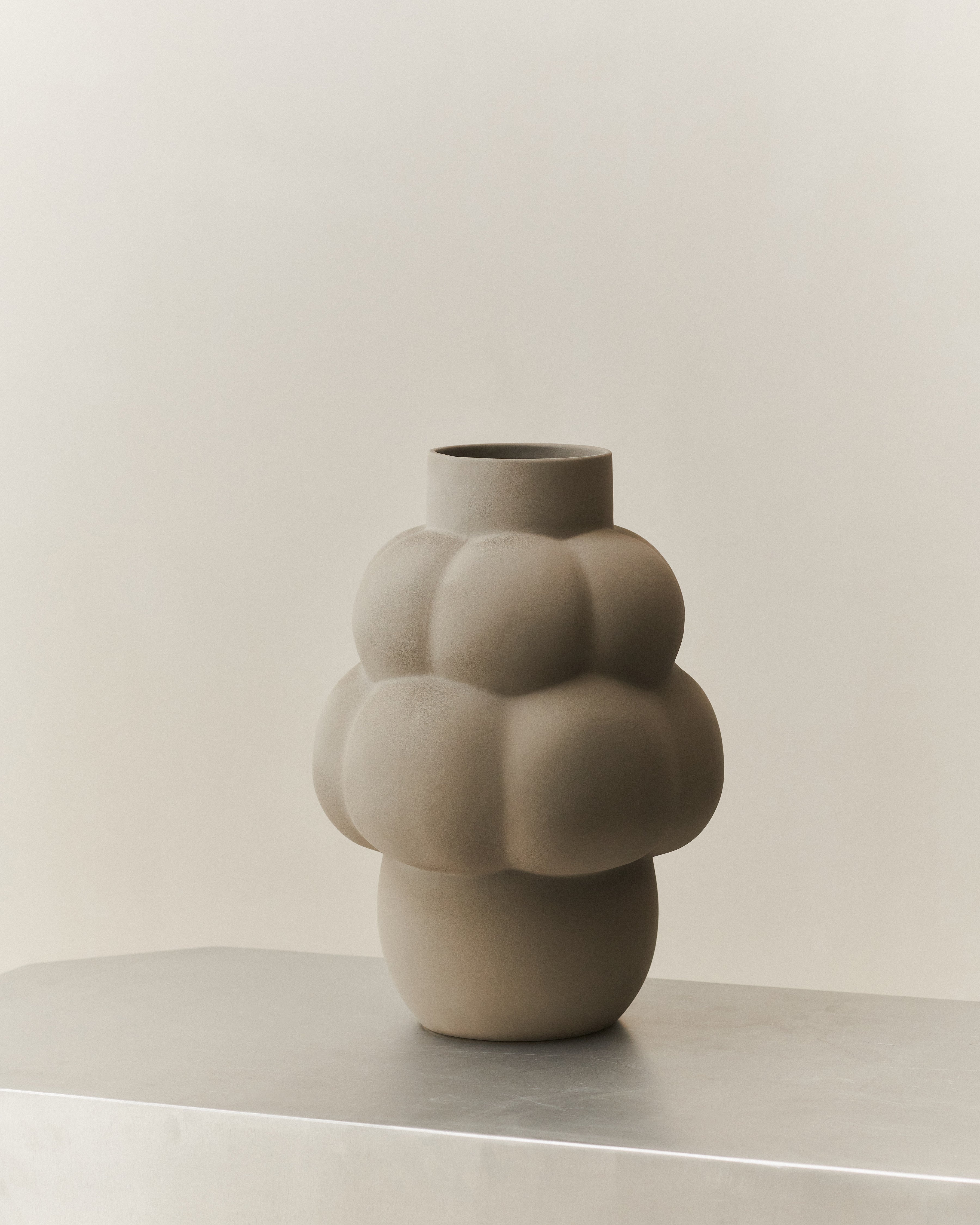 BALLOON VASE 04 CERAMIC – LOUISE ROE