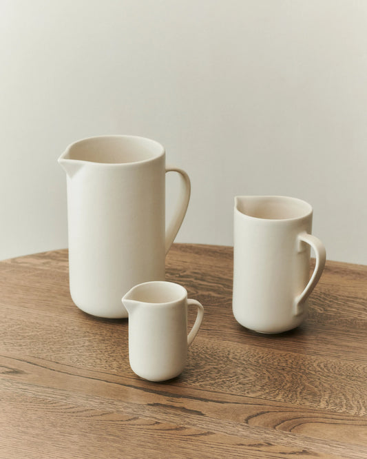PISU 13 PITCHER - LOUISE ROE - VANILLA WHITE