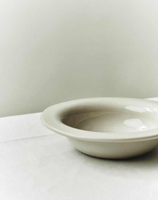 S.R. SMALL SHALLOW BOWL - LOUISE ROE - 1 BOWL