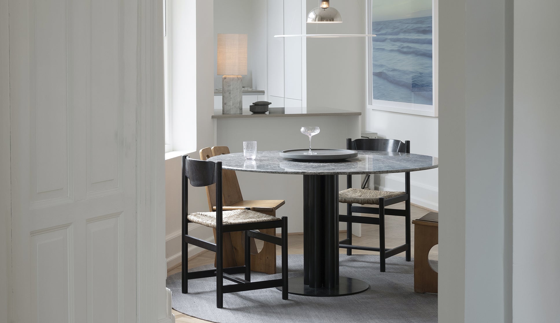 Roundabout Table