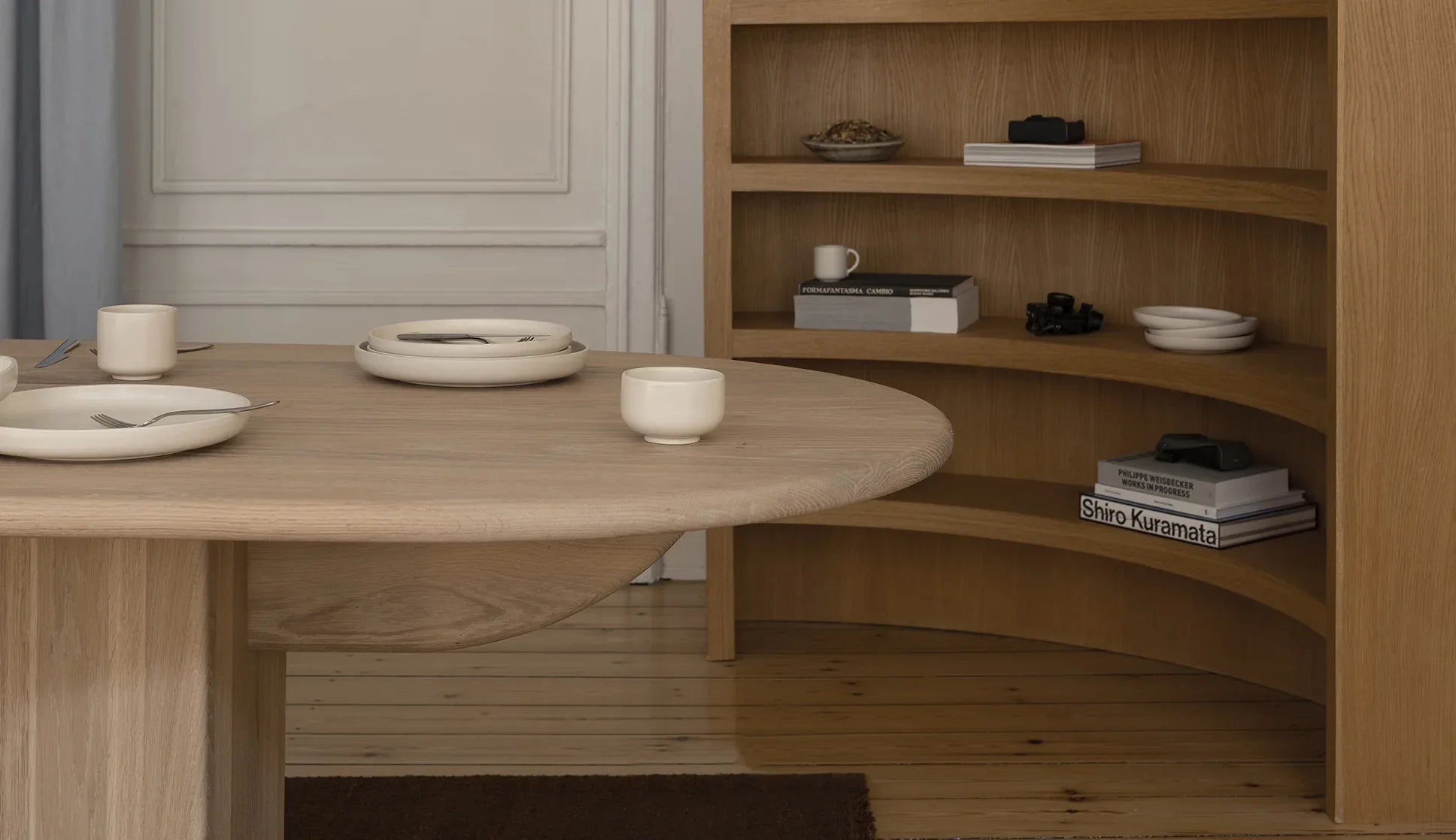 Pillabout Table - LOUISE ROE 