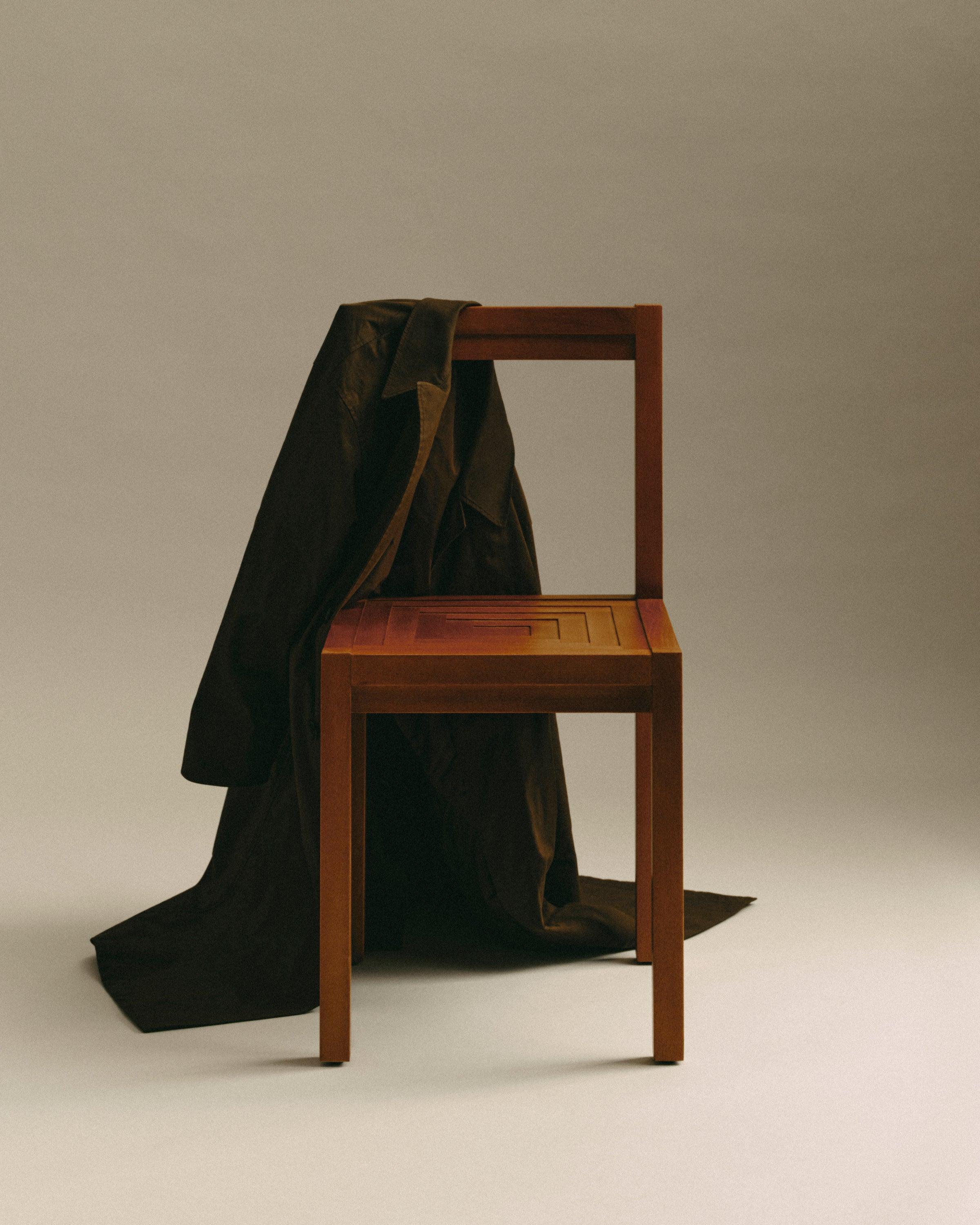 FRANKIE CHAIR