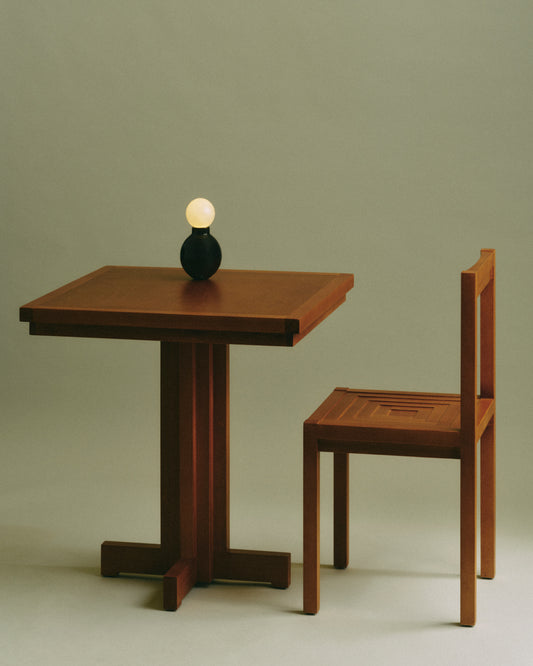 FRANKIE TABLE