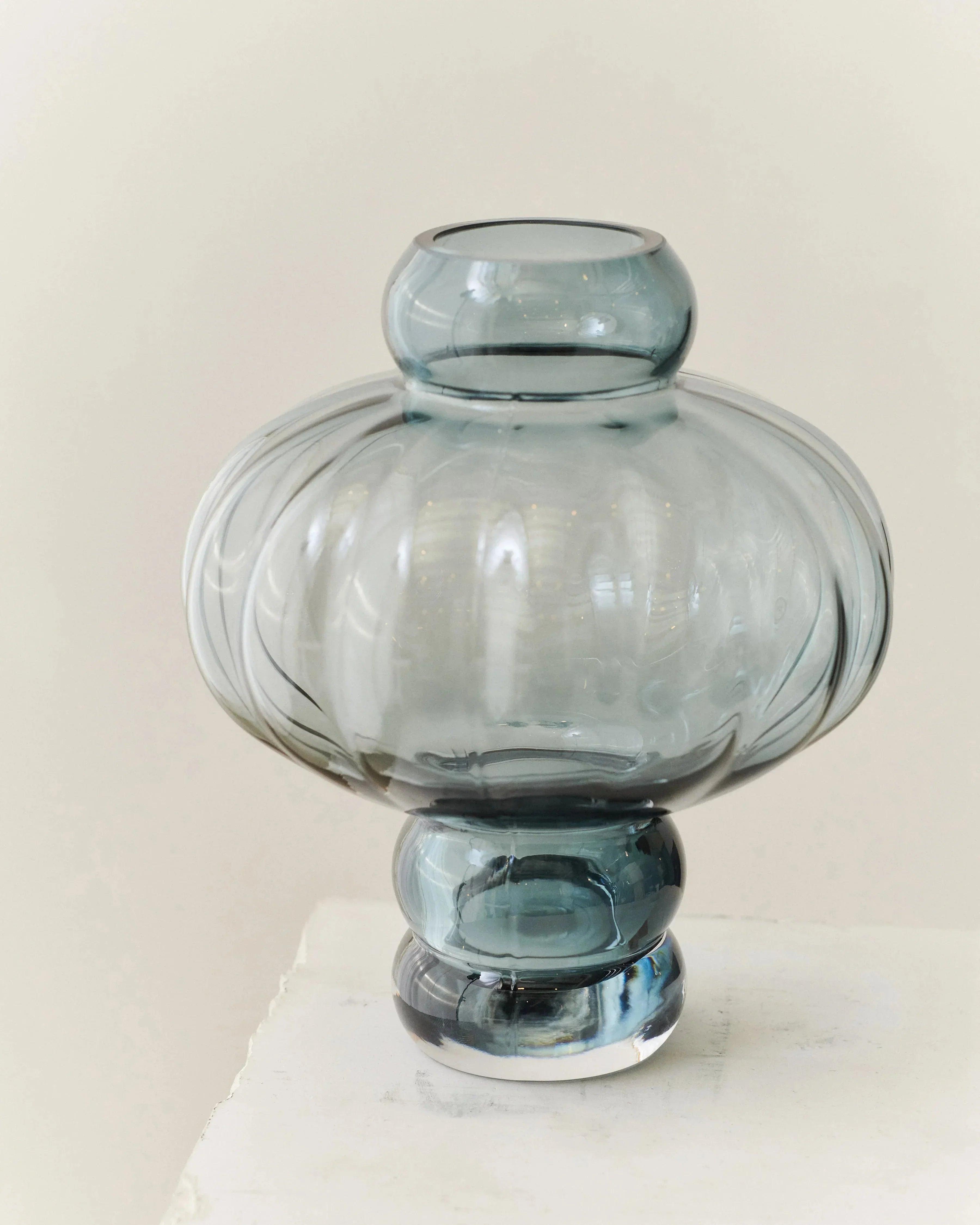 BALLOON VASE 02 GLASS LOUISE ROE BALLOON VASE 02 GLASS LOUISE ROE