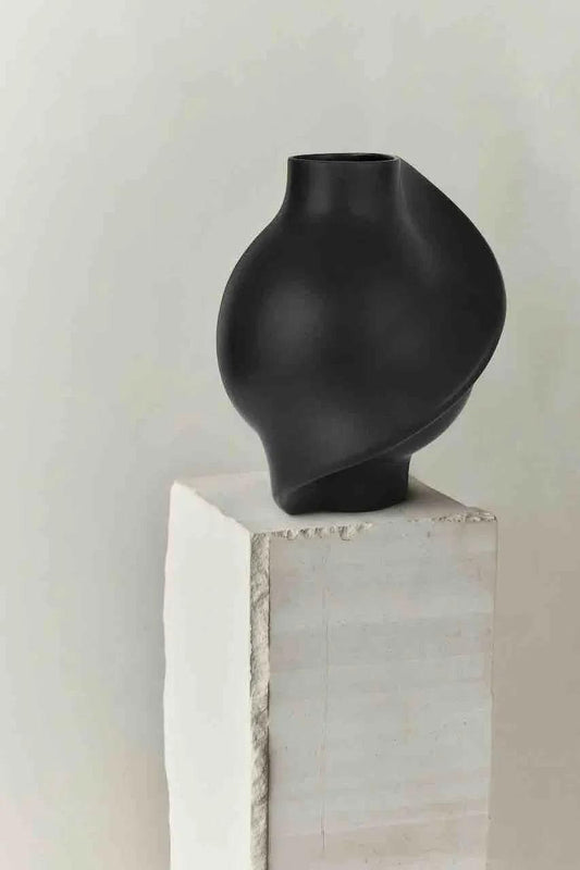 PIROUT VASE 02 - LOUISE ROE - INK BLACK