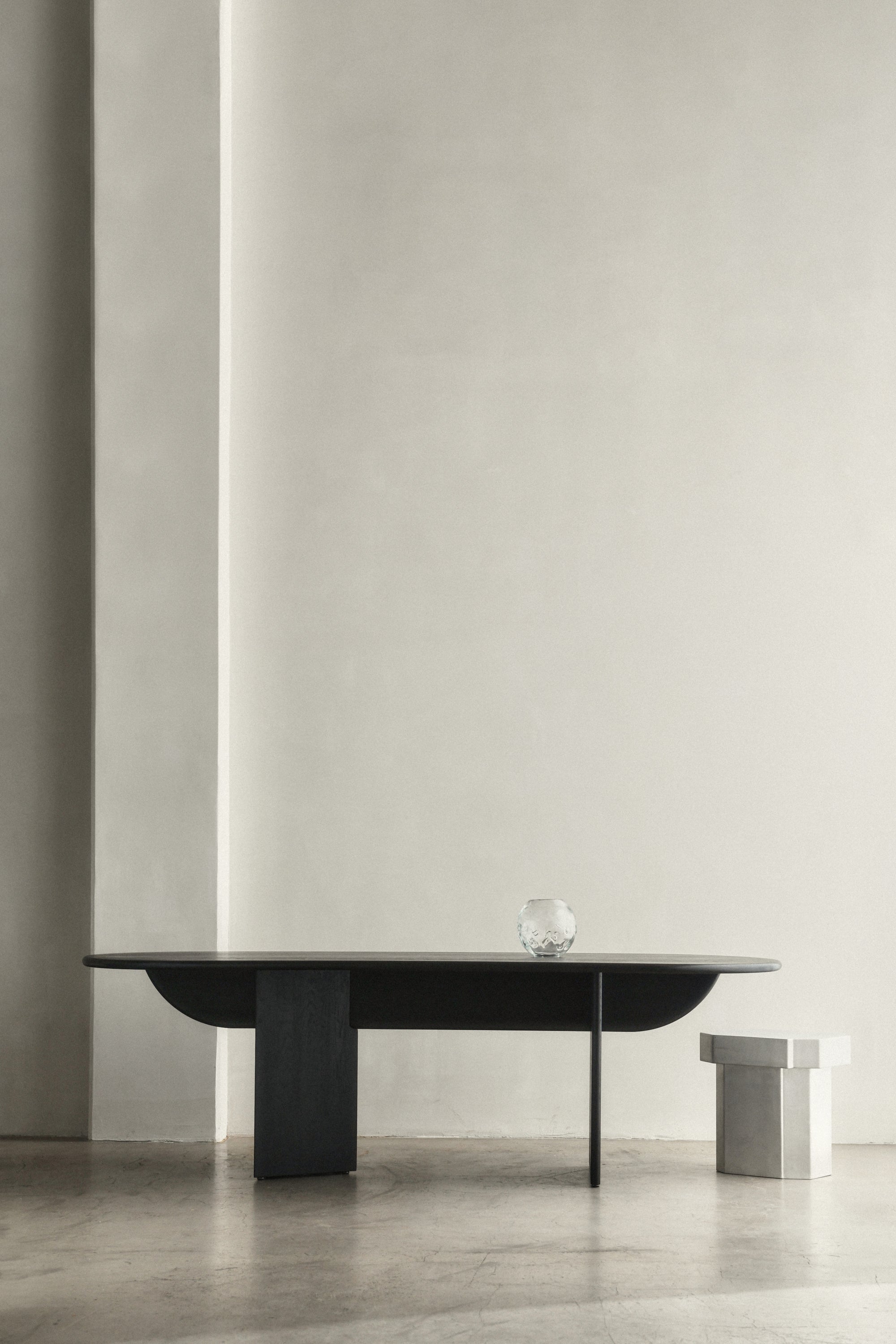 PILLABOUT TABLE 02