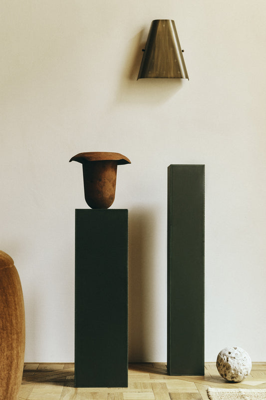 PEDESTAL
