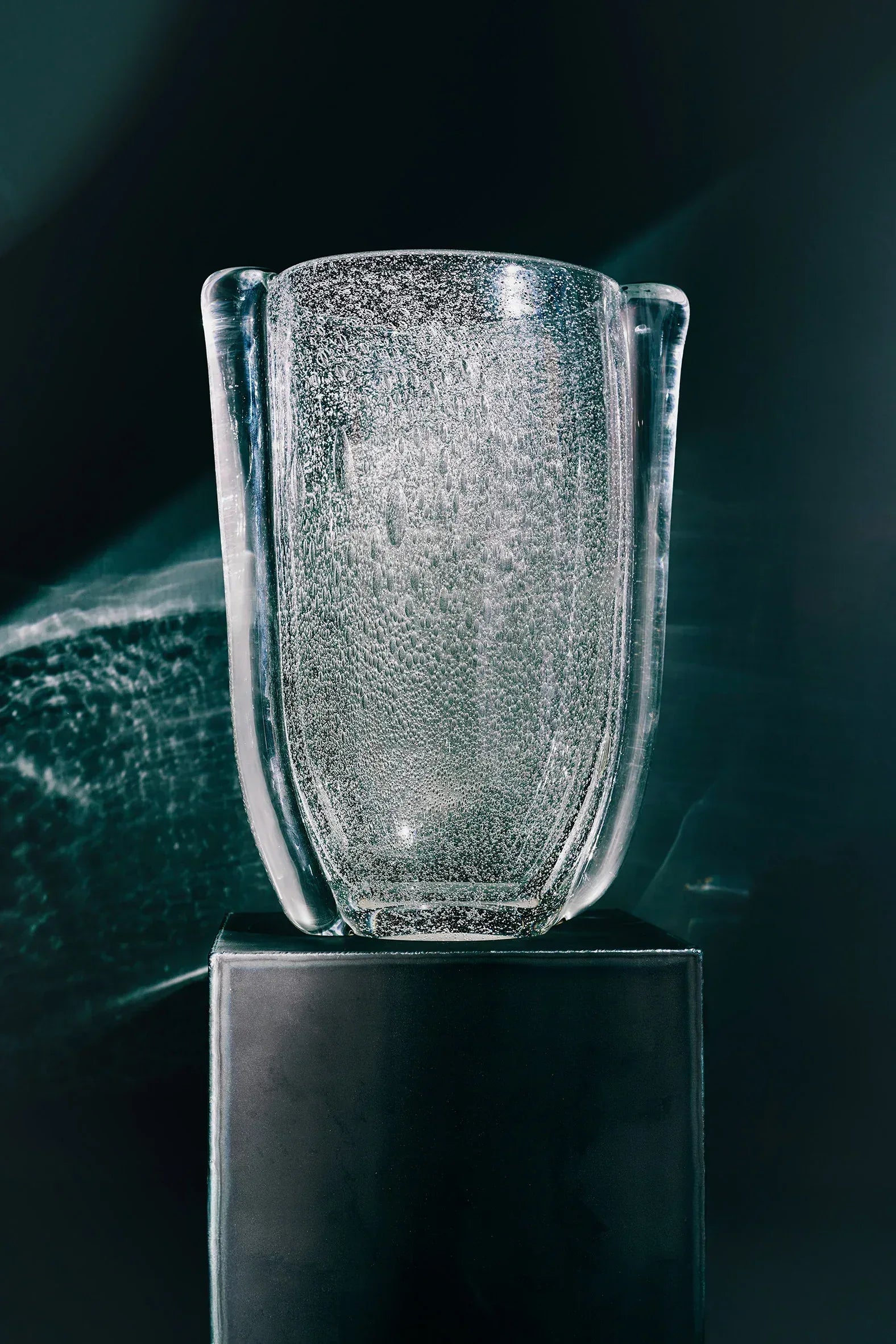 AMPHORA GLASS VASE - LOUISE ROE - 