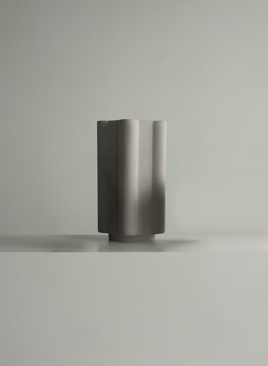 FUNKI VASE ROUNDED CERAMIC